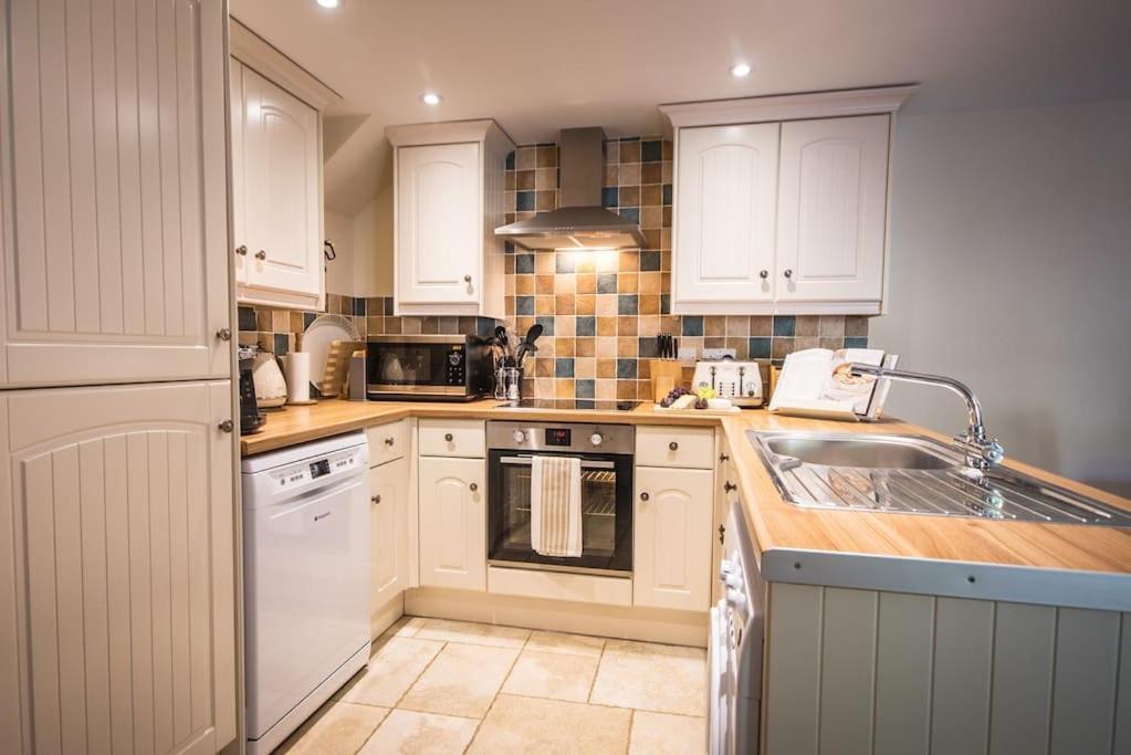 Duck Cottage Milldale Alstonefield Peak District Alstonfield Exterior foto